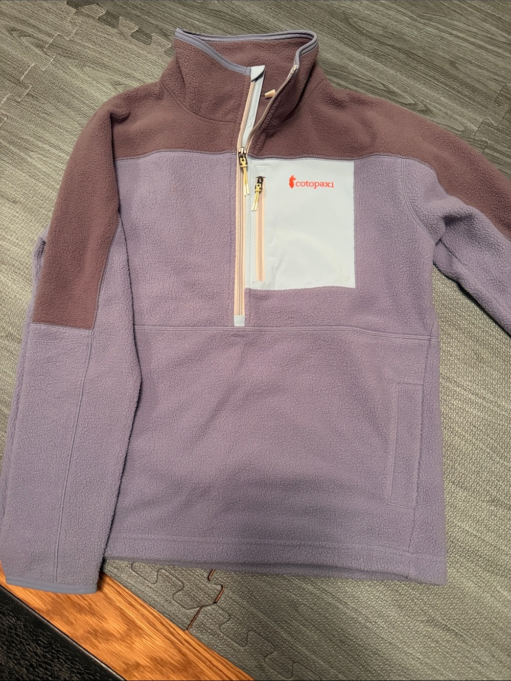 cotopaxi Women’s Two-Tone Lavender and Mauve Fleece Pullover Jacket